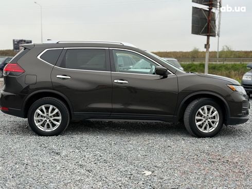 Nissan Rogue 2017 зеленый - фото 4
