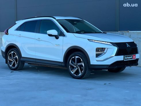 Mitsubishi Eclipse Cross 2021 белый - фото 18