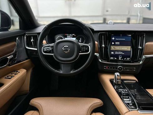 Volvo S90 2017 - фото 30