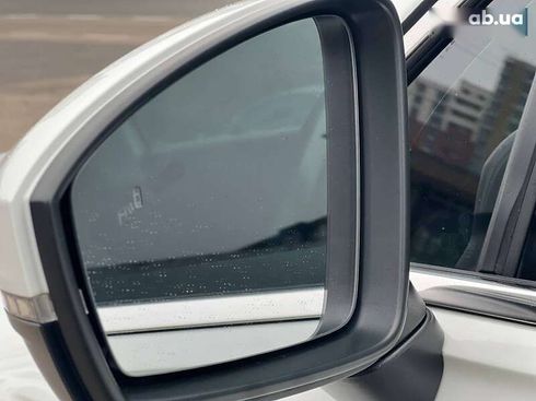 Volkswagen Tiguan 2018 - фото 12