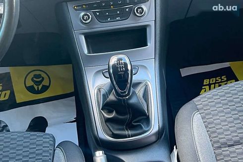 Opel Astra 2020 - фото 14