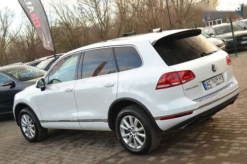 Volkswagen Touareg 2015 - фото 19