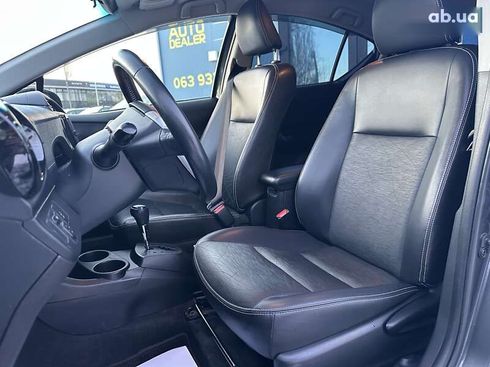 Toyota Aqua 2015 - фото 15