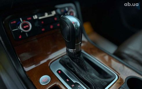 Volkswagen Touareg 2013 - фото 18