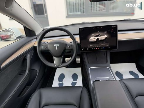 Tesla Model 3 2022 - фото 28