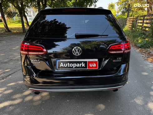 Volkswagen Golf 2017 черный - фото 8
