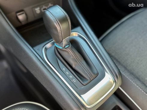 Renault Captur 2022 голубой - фото 12