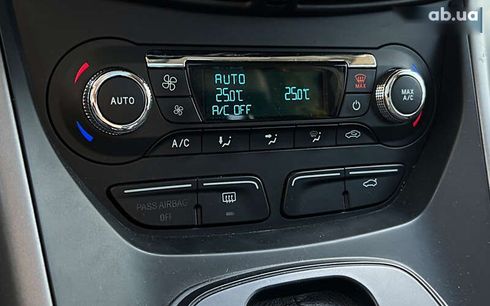 Ford Escape 2014 - фото 17