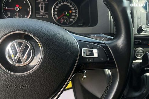 Volkswagen Caravelle 2018 - фото 23