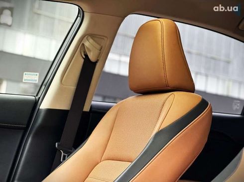 Lexus NX 2019 - фото 26