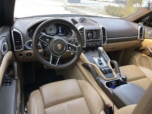 Porsche Cayenne 2015 - фото 13