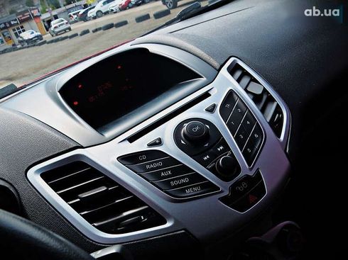 Ford Fiesta 2011 - фото 9