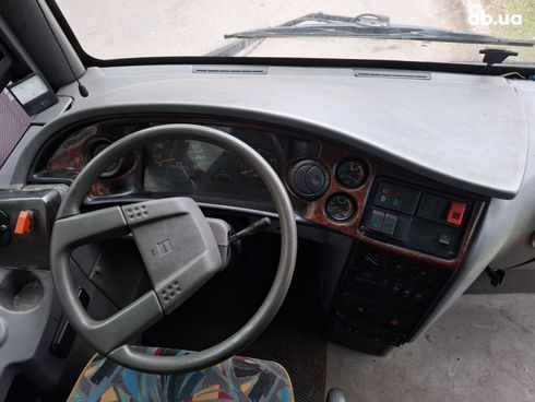 Isuzu Turkuaz 2005 бежевый - фото 5