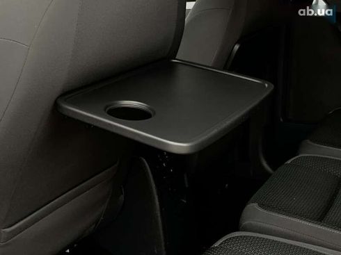 Volkswagen Touran 2011 - фото 28