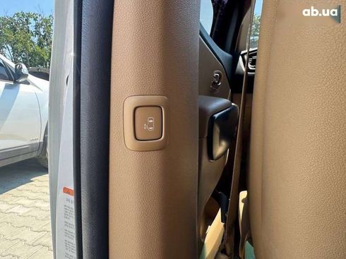 Kia Carnival 2019 - фото 21