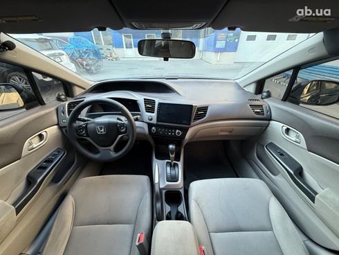 Honda Civic 2012 черный - фото 14