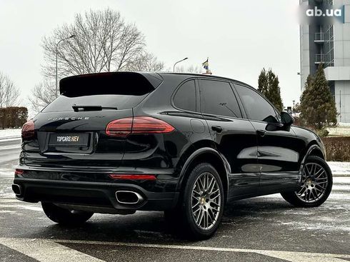 Porsche Cayenne 2016 - фото 16