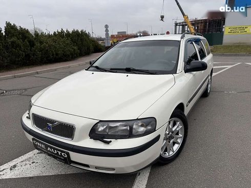 Volvo V70 2002 - фото 2