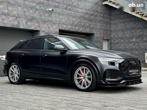 Audi RS Q8 2020 - фото 13