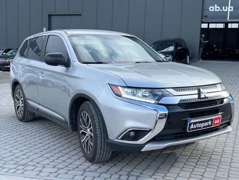 Mitsubishi Outlander 2018 серый - фото 3