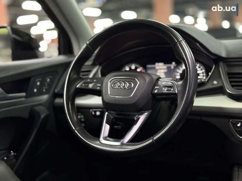 Audi Q5 2017 - фото 27