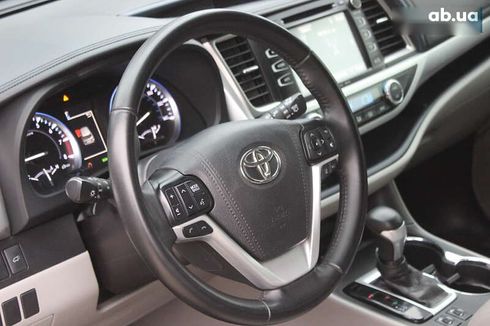 Toyota Highlander 2017 - фото 26