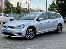 Продажа б/у Volkswagen Golf 2018 года - купить на Автобазаре