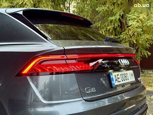 Audi Q8 2019 - фото 19