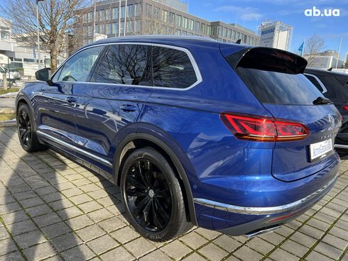 Volkswagen Touareg 2019 - фото 29