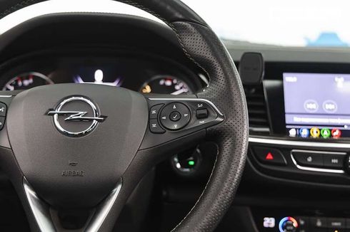 Opel Insignia 2020 - фото 23