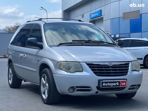 Chrysler Voyager 2001 серый - фото 4