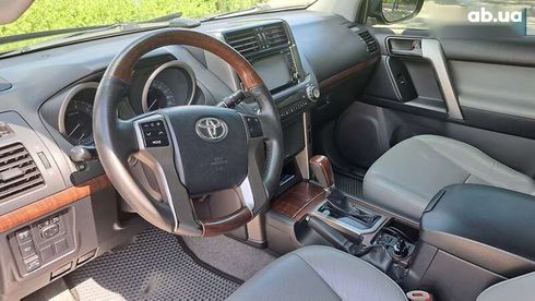 Toyota Land Cruiser Prado 2010 - фото 19