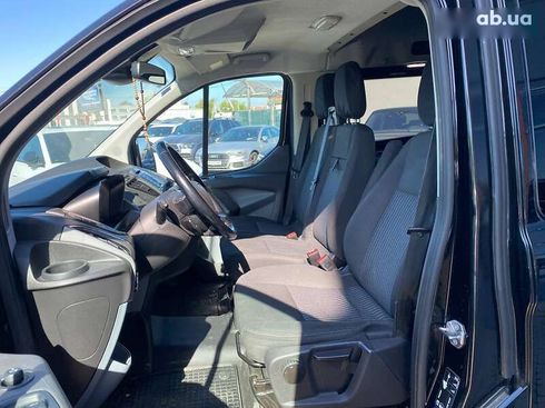 Ford Tourneo Custom 2017 - фото 16