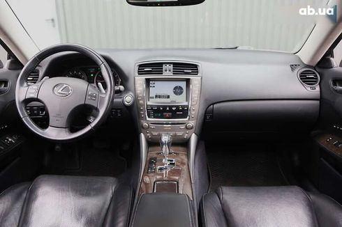 Lexus IS 2010 - фото 14