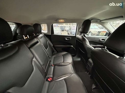 Jeep Compass 2020 - фото 30