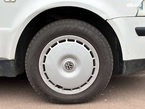 Volkswagen Passat 2001 - фото 16
