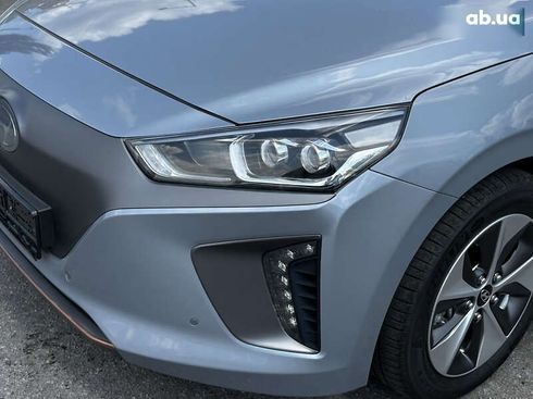 Hyundai Ioniq 2017 - фото 17