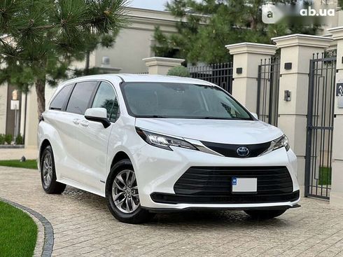 Toyota Sienna 2021 - фото 22