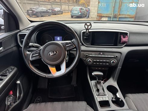 Kia Sportage 2018 белый - фото 14