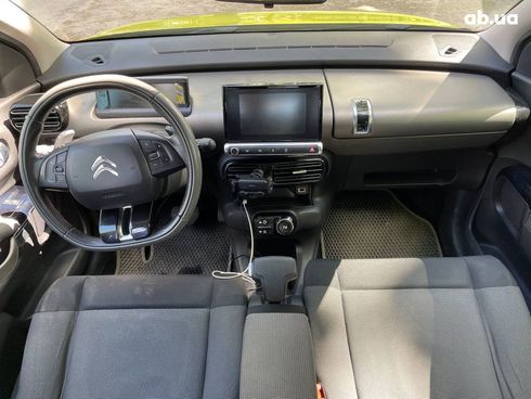 Citroёn C4 2015 желтый - фото 23