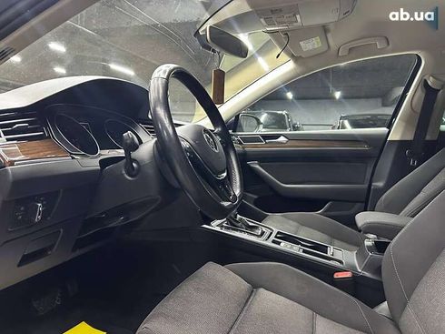 Volkswagen Passat 2015 - фото 8