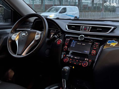 Nissan Rogue 2016 белый - фото 39