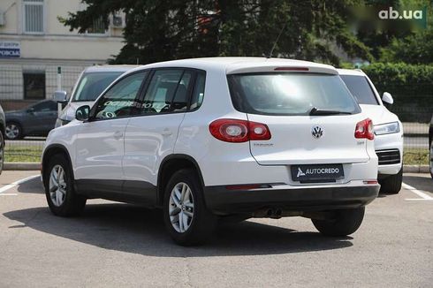 Volkswagen Tiguan 2010 - фото 4