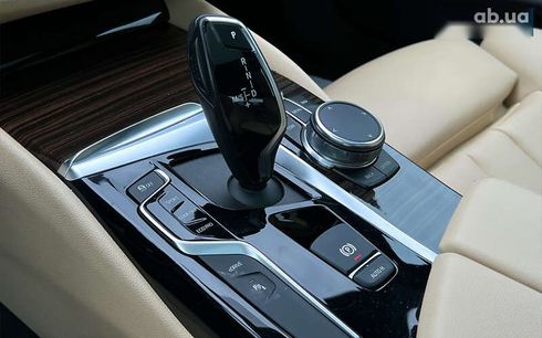 BMW 5 серия 2018 - фото 18