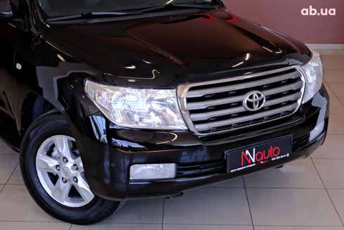 Toyota Land Cruiser 2011 черный - фото 3