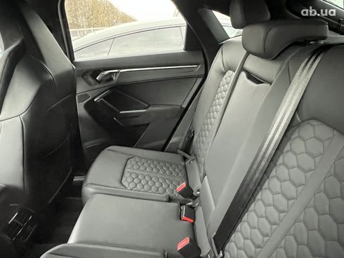 Audi RS Q3 2023 - фото 27