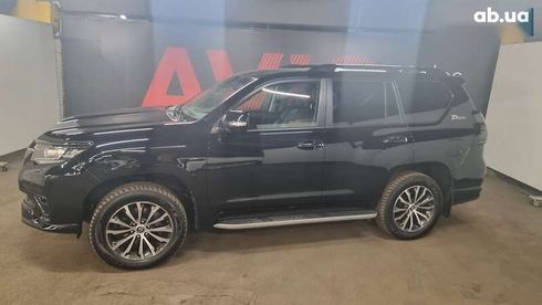 Toyota Land Cruiser Prado 2021 - фото 3