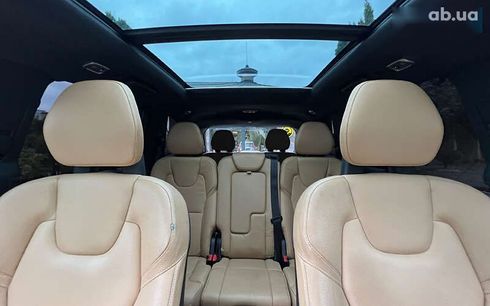 Volvo XC90 2017 - фото 26