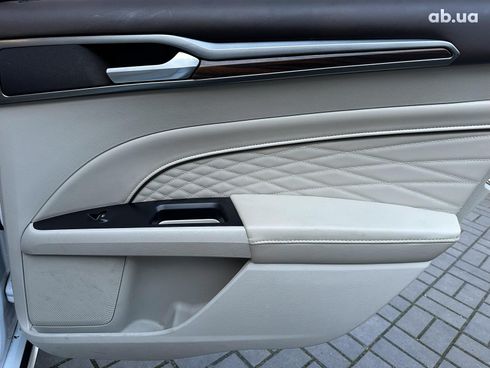 Ford Fusion 2017 белый - фото 13