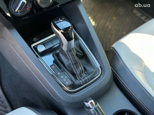 Volkswagen Jetta 2016 серый - фото 22